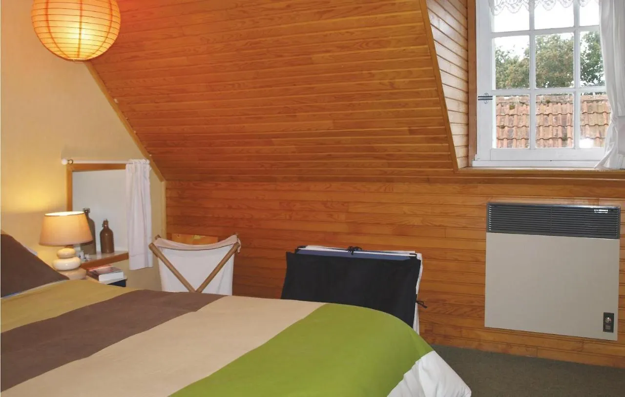 Holiday home Beautiful Home In Pleumeur Gautier With Kitchen France